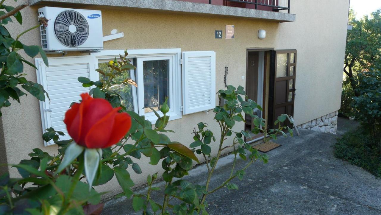 סנג' Apartment Ena 2 מראה חיצוני תמונה